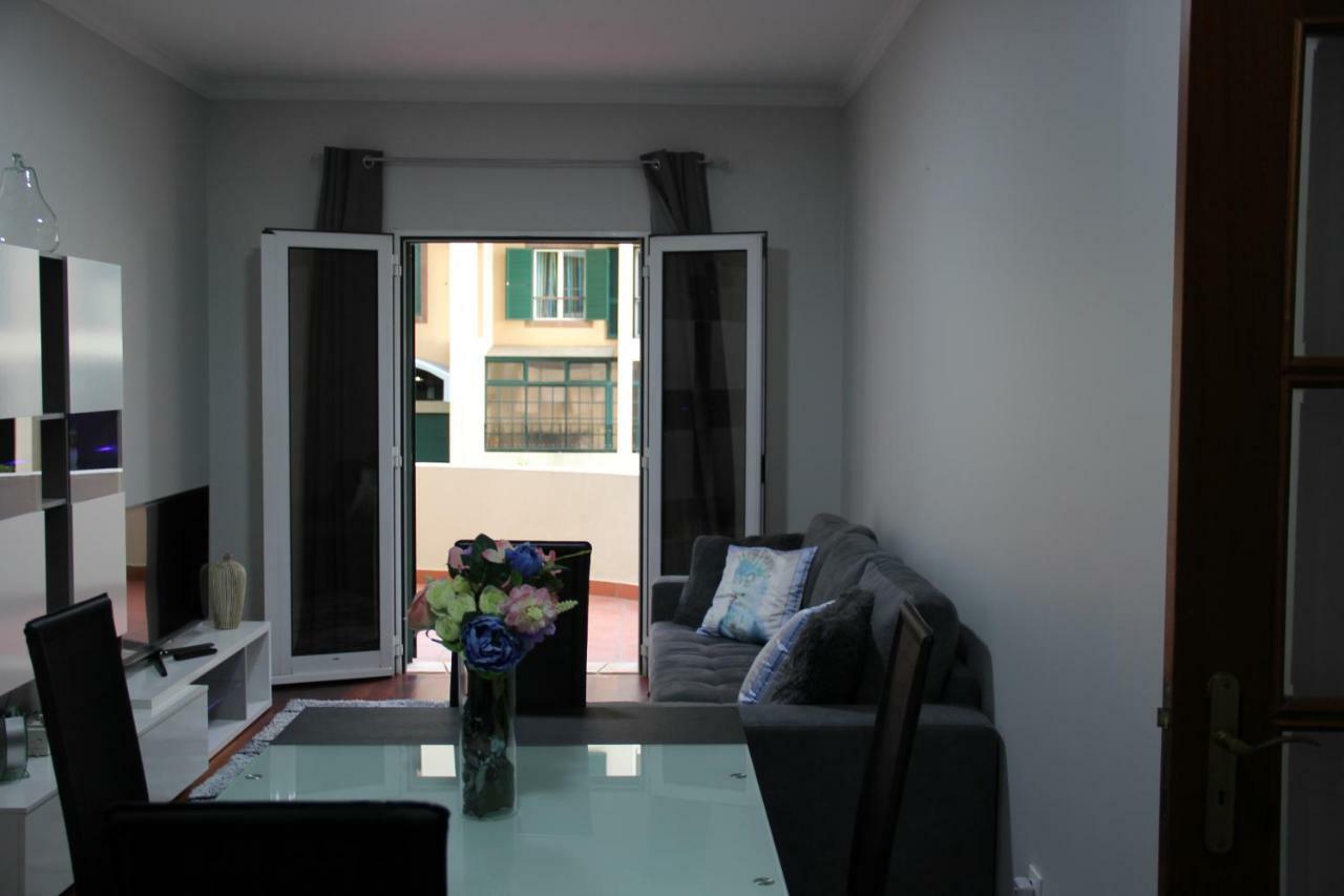 Doca Do Cavacas Apartment Φουνκάλ Εξωτερικό φωτογραφία
